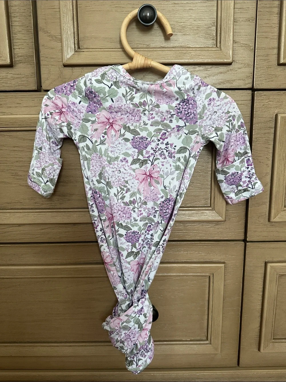 NWOT Caden Lane Bamboo Knotted Gown and Hat Set, Lavender Lullaby Print, 0-3M